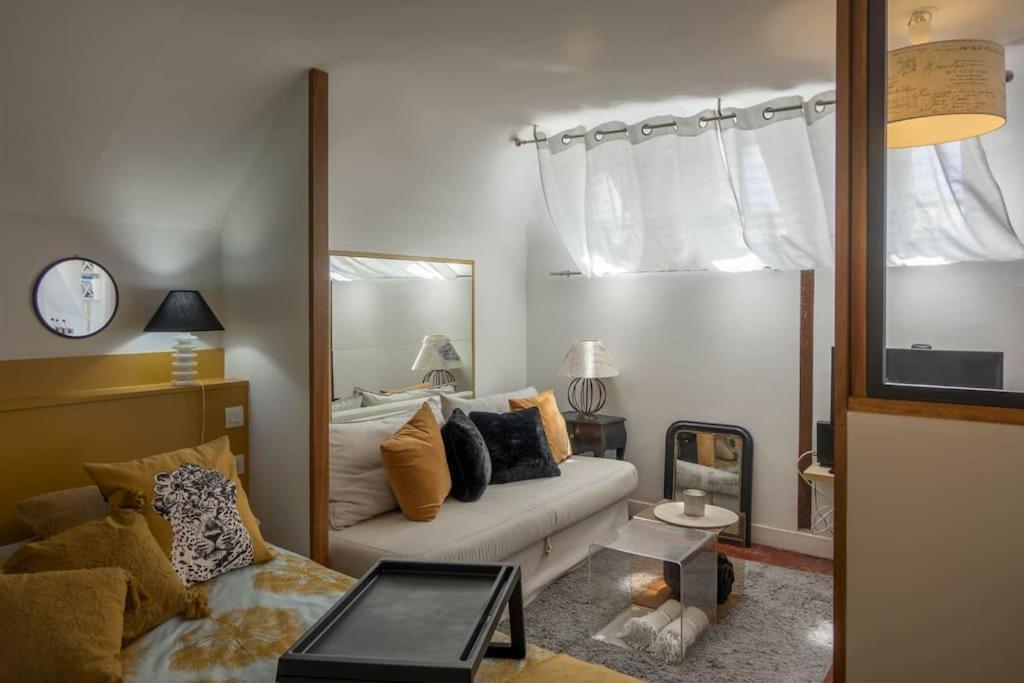 Le Sainte Anne *Studio* Apartman Orléans Kültér fotó